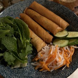 Kim 's Egg Roll