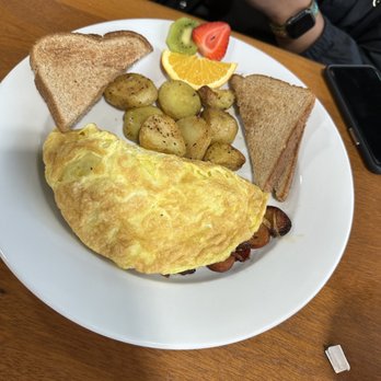 In House Cafe - meat lovers omelette - Cafes Near Me - Brighton, Massachusetts In House Cafe - meat lovers omelette - Cafes Near Me - Brighton, Massachusetts