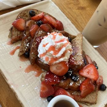 Rainbow Restaurant - French Toast - Breakfast & Brunch Near Me - Fort Collins, Colorado Rainbow Restaurant - French Toast - Breakfast & Brunch Near Me - Fort Collins, Colorado