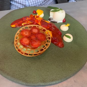 Frenchie - Strawberry dessert - French Near Me - Paris, 75