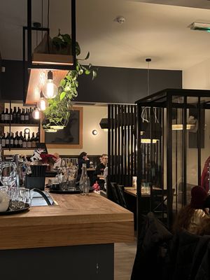 Moo Moo Steak & Burger Club by null