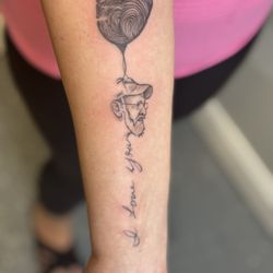 Dead Hero Tattoo - Fine line