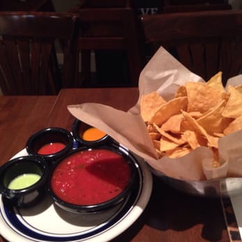 Taco Guild - Chips and salsa-LOOOVED THE habanero (the orange colored one) a lil bit too much! - Bars Near Me - Phoenix, Arizona