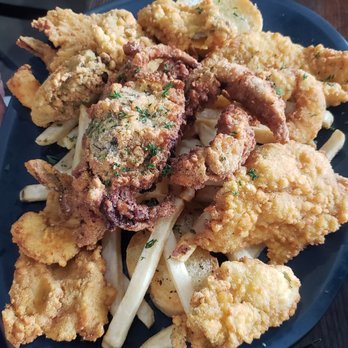 Cajun House & Catering - Seafood platter - Breakfast & Brunch Near Me - Laplace, Louisiana Cajun House & Catering - Seafood platter - Breakfast & Brunch Near Me - Laplace, Louisiana