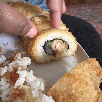 Ichiban - Shrimp crunchy roll with rotten avocado - Japanese Near Me - Fresno, California Ichiban - Shrimp crunchy roll with rotten avocado - Japanese Near Me - Fresno, California