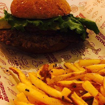 Smashburger - Avocado club with smashfries - Burgers Near Me - Carson, California Smashburger - Avocado club with smashfries - Burgers Near Me - Carson, California