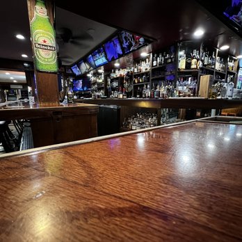 Whiskey Bungalow - Great whiskey selection at the bungalow - Whiskey Bars Near Me - Crystal Lake, Illinois Whiskey Bungalow - Great whiskey selection at the bungalow - Whiskey Bars Near Me - Crystal Lake, Illinois