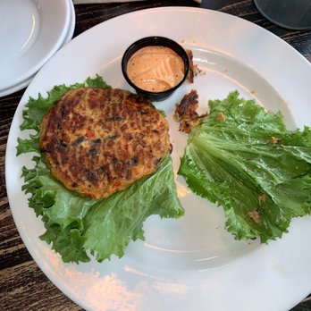 Broderick - Crab cakes - Burgers Near Me - Walnut Creek, California