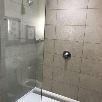 Sun Coast Park - Shower - Hotels Near Me - Anaheim, California