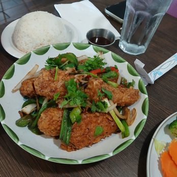 Aroyd Thai Kitchen - Lemongrass Wings - Food Delivery Services Near Me - San Diego, California
