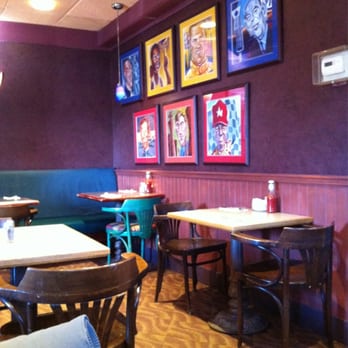 Bobby's Hideaway - Breakfast & Brunch Near Me - Mississauga, Ontario