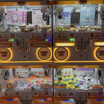 Boba Addict - Claw Machine Toys - Bubble Tea Near Me - Fresno, California Boba Addict - Claw Machine Toys - Bubble Tea Near Me - Fresno, California