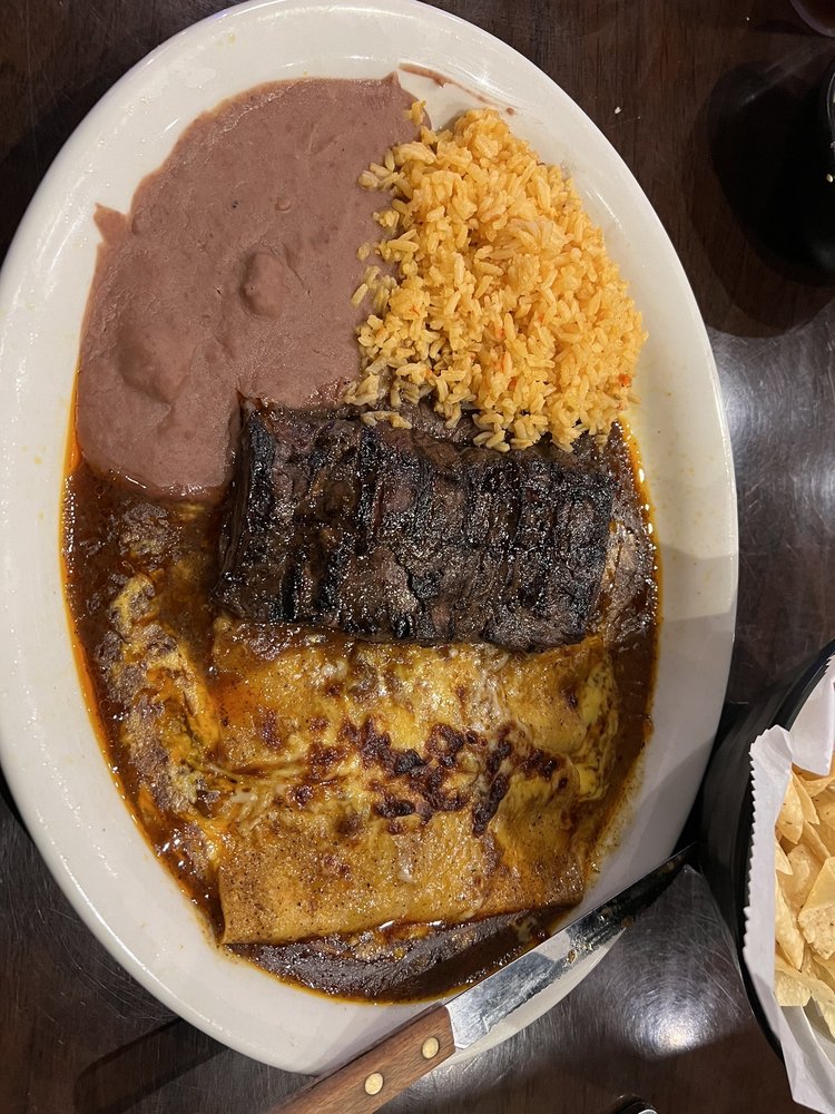 Lozano's Mexican-Latin Cocina