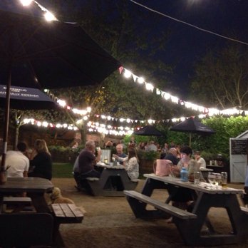 The Elephant - Beer garden - Pubs Near Me - Liverpool, XMS The Elephant - Beer garden - Pubs Near Me - Liverpool, XMS