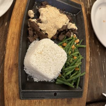 Mama Fina's - Tenderloin Tips - Filipino Near Me - New York, New York