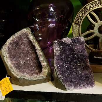 Southport Antique Mall - quartz - Antiques Near Me - Indianapolis, Indiana Southport Antique Mall - quartz - Antiques Near Me - Indianapolis, Indiana
