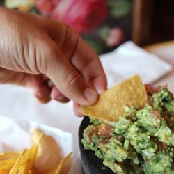 Mesa Maya - Fresh Guacamole
