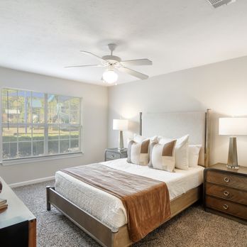 Bridgewater Apartment Homes - Main bedroom - Apartments Near Me - Brandon, Mississippi Bridgewater Apartment Homes - Main bedroom - Apartments Near Me - Brandon, Mississippi