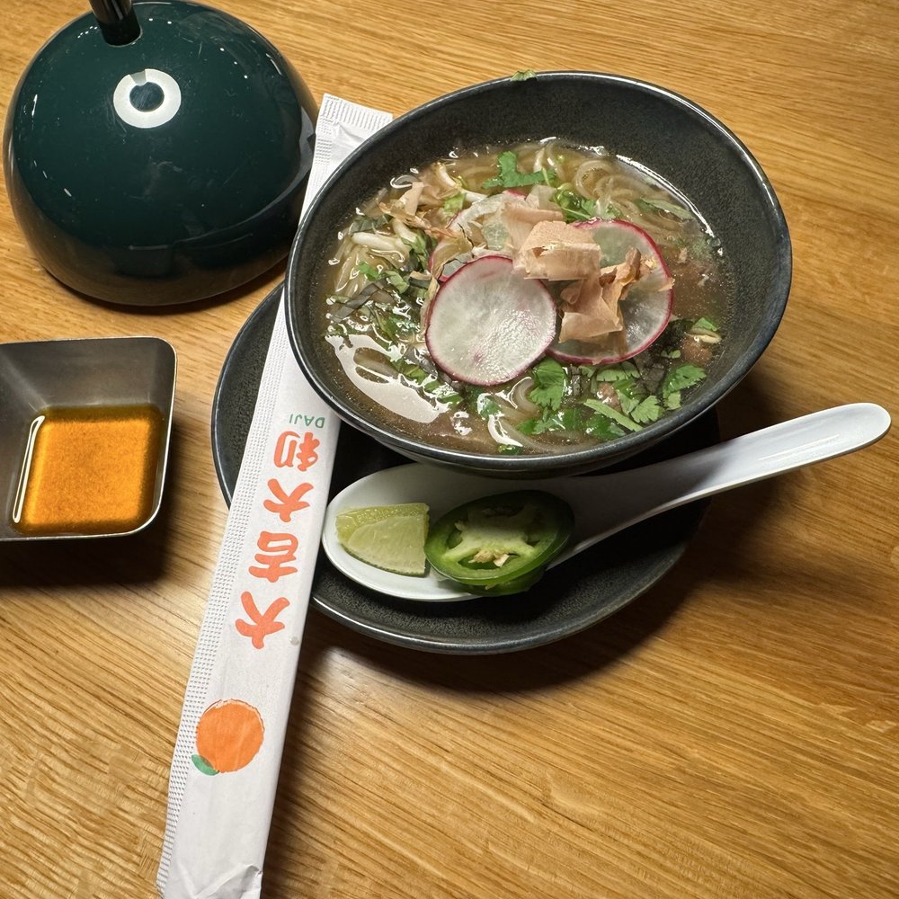 Roselle Bar & Lounge - Pho - Bars Near Me - Chico, California Roselle Bar & Lounge - Pho - Bars Near Me - Chico, California
