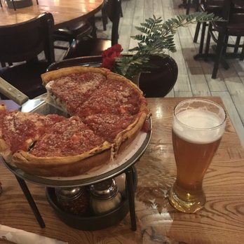 Giordano's - Pizza Near Me - Chicago, Illinois