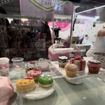 Hello Kitty Cafe - Treats - Themed Cafes Near Me - Las Vegas, Nevada