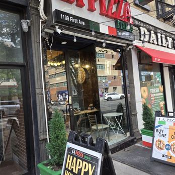 La Pizza Italia - Pizza Near Me - New York, New York