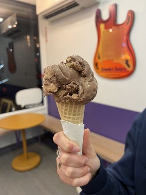 Emack & Bolio's by null