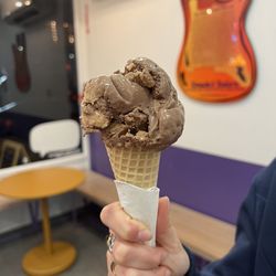 VEGAN Chocolate Peanut Butter Fudge Chunk