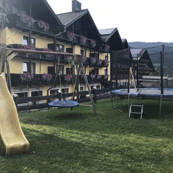 Gästehaus Elisabeth - Trampoline and play area - Pensions Near Me - Radstadt, 5