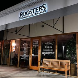 ROOSTERS MEN'S GROOMING CENTER