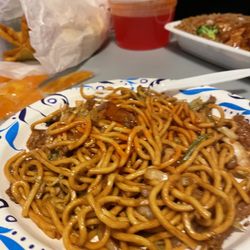 China One - Steak lo mein