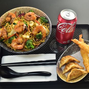 BOTAN Ramen n’ Teriyaki - Shrimp yakisoba combo - Ramen Near Me - Everett, Washington BOTAN Ramen n’ Teriyaki - Shrimp yakisoba combo - Ramen Near Me - Everett, Washington