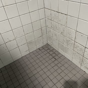 Fitness 19 - Shower on 30 Sep - Gyms Near Me - Oceanside, California Fitness 19 - Shower on 30 Sep - Gyms Near Me - Oceanside, California