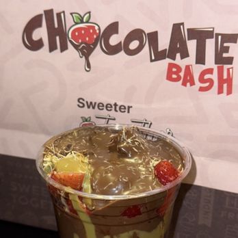 Chocolate Bash - Dubai Strawberry Cup - Desserts Near Me - Sacramento, California