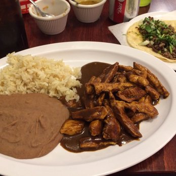 Taqueria El Amigo III - Pollo con mole and carne asada taco - Mexican Near Me - Clinton, Massachusetts Taqueria El Amigo III - Pollo con mole and carne asada taco - Mexican Near Me - Clinton, Massachusetts