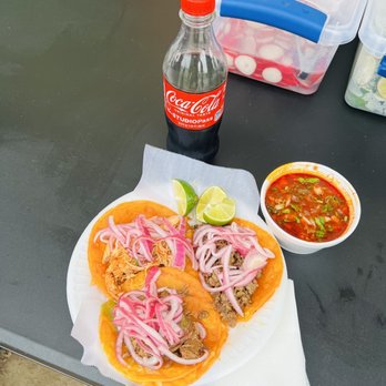 Niko's Red Tacos - a bottle of coke and a plate of food - Food Trucks Near Me - Los Angeles, California Niko's Red Tacos - a bottle of coke and a plate of food - Food Trucks Near Me - Los Angeles, California