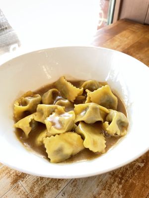 Belotti Bottega by null