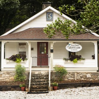 Julia St Montessori School - Julia St Montessori School - Montessori Schools Near Me - Asheville, North Carolina Julia St Montessori School - Julia St Montessori School - Montessori Schools Near Me - Asheville, North Carolina