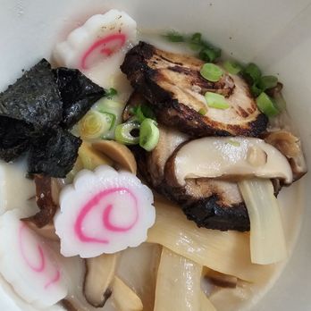 Mi Poke - The fish cakes were super fishy - Ramen Near Me - Grand Blanc, Michigan Mi Poke - The fish cakes were super fishy - Ramen Near Me - Grand Blanc, Michigan