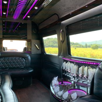 Dynamic Napa Wine Tours - Clean and beautiful set up. - Wine Tours Near Me - Napa, California Dynamic Napa Wine Tours - Clean and beautiful set up. - Wine Tours Near Me - Napa, California