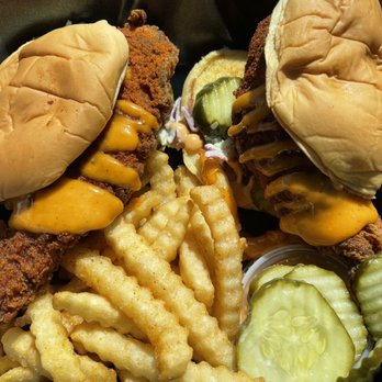 Dave's Hot Chicken - Hot chicken Dave's #2 2 Sliders w/ Fries - Chicken Shop Near Me - Folsom, California