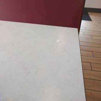 KFC - clean up your dining room, please - Fast Food Near Me - Oak Park, Michigan KFC - clean up your dining room, please - Fast Food Near Me - Oak Park, Michigan