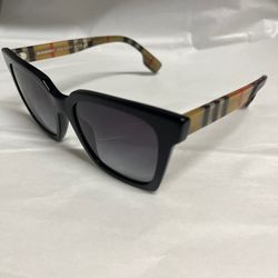 Green Valley - Burberry Sunglasses