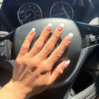 BUI Nails Lounge - Nail Salons Near Me - Lincoln, California