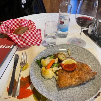 Hotel Alpenrose - Cordon bleu - Hotels Near Me - Wilderswil, BE