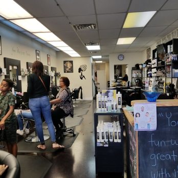 N R Hair Salon - Inside space - Makeup Artists Near Me - Miami, Florida N R Hair Salon - Inside space - Makeup Artists Near Me - Miami, Florida