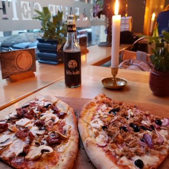Muckrakers Pizza - Pizza Near Me - Berlin, BE