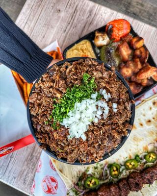 Ara's Shawarma by null