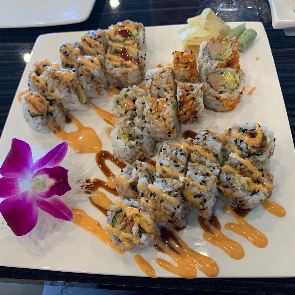Sam's Sushi - 3 roll lunch- your choice of 3 makimono rolls (except spider rolls)   Pictured: Chicken Tempura roll, Tampa Roll, and California Roll. - Sushi Bars Near Me - Pinellas Park, Florida