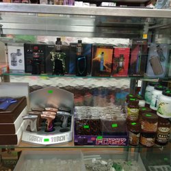 Discount Tobacco Rocky Hill - All new stuff here, new vape and salt devices with all new flavors